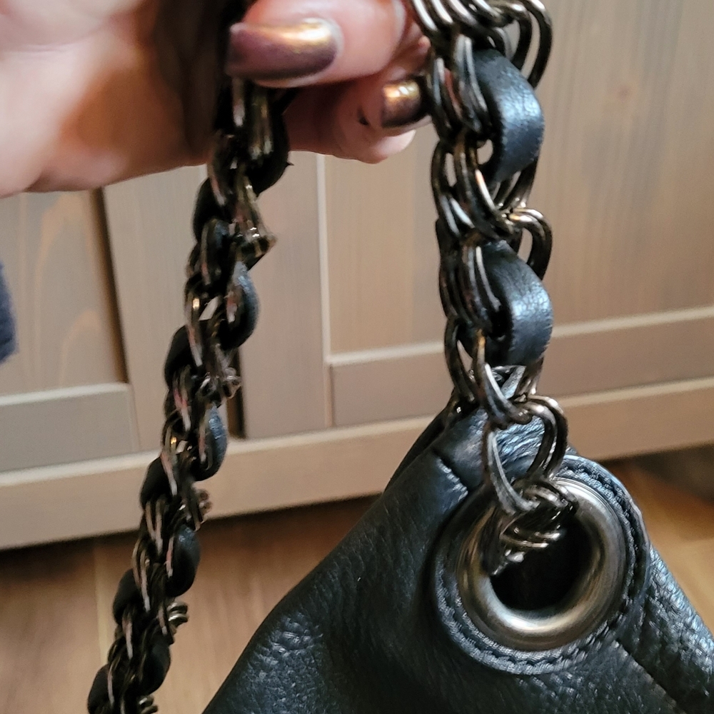 Innue Handbag - Picture 4 of 6